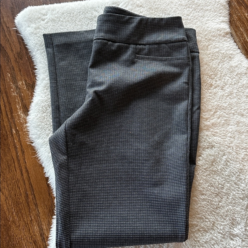 Nwt Dahlia plaid pull on pant